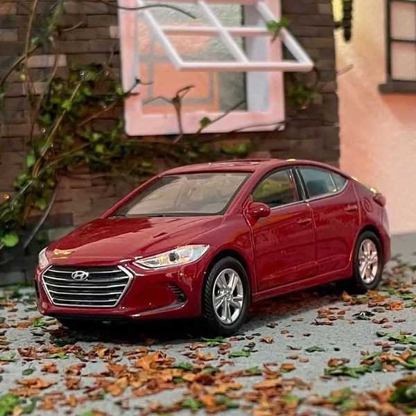 

Alloy Car Model - ELANTRA AZERA 1/36 Scale, Die-Cast Metal, Realistic , Ideal Gift for Children, T241025