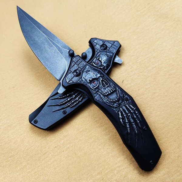 

Tactical Survival Collection Skull Engrave Fold Blade Knife, Defensed Pocket Knife Protable Lightweight Punk Utility Knifes