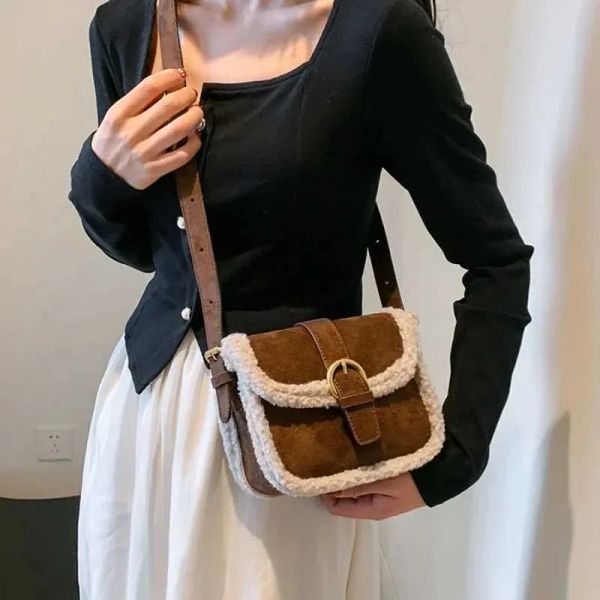 

2024 Casual Fashion Lamb Wool Patchwork Square Bag For Women Autumn Winter Popular Furry Handbag Cute Female Crossbody Bag Bolsos De Mujer BFP2410307 PTP4, Black