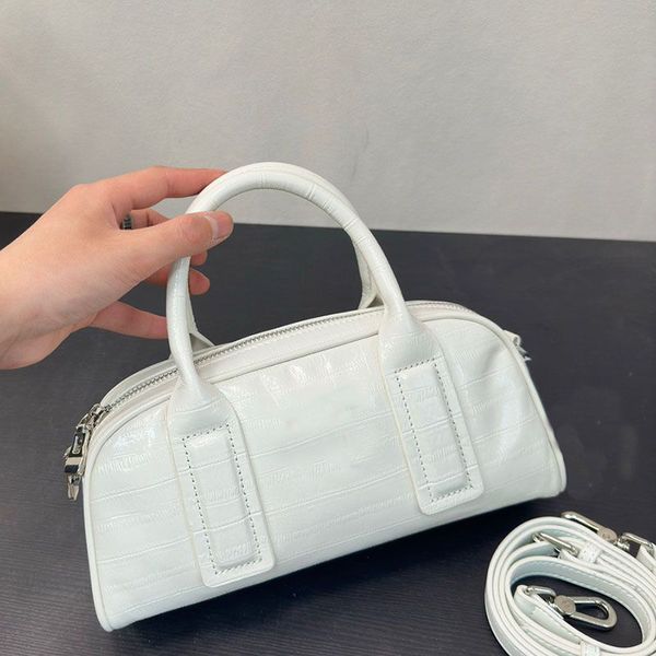 

Designer bag Real Top layer of cowhide Women luxurys Tote Shoulder bag Handbags Travel bags Beach bags Shopping bags Crossbody Bags Messenger Clutch Fortune bag 25m, Black