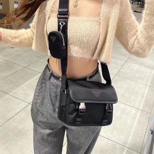 

10a luxury designer shoulder bags nylon handbags elling wallet women men crossbody bag purses messenger handbag ladies wallet clutch with lo