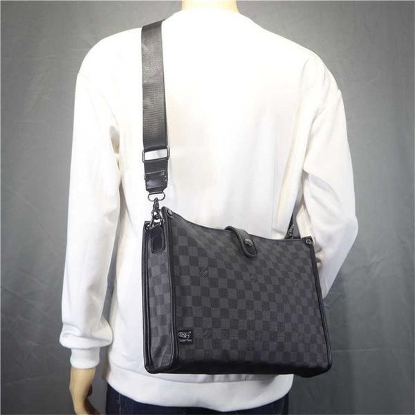 

threebox new trend crossbody backpack casual plaid men's shoulder bag business fashion cross bag outlet 50% off