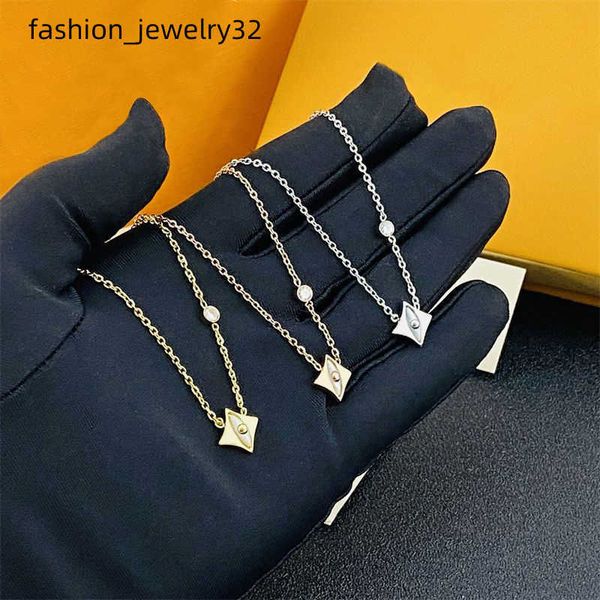 

new designer design women pendant necklace stainless steel flower ring round square necklaces designer jewelry, Silver