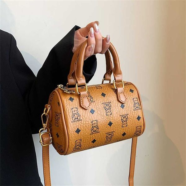 

fashion trend women's new little bear handbag small and foreign style shoulder bag 60% off outlet online