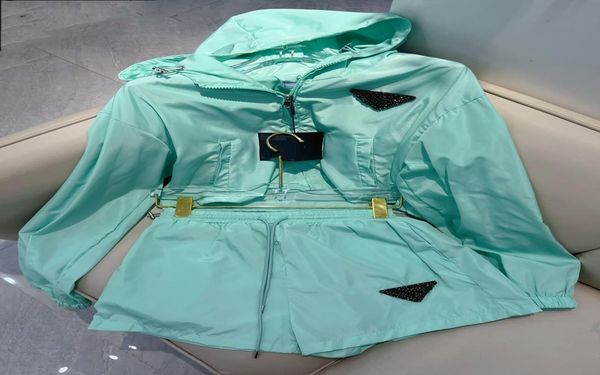 

2022 european tide brand new two piece dress triangle sunscreen suit5946571, White