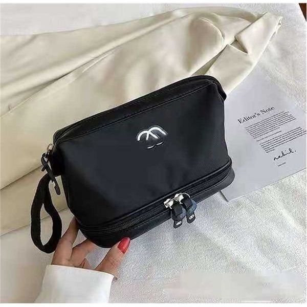 

netizen makeup 2023 new small fragrance versatile fashion women's storage dry and wet separation double layer wash bag 50% off outlet s