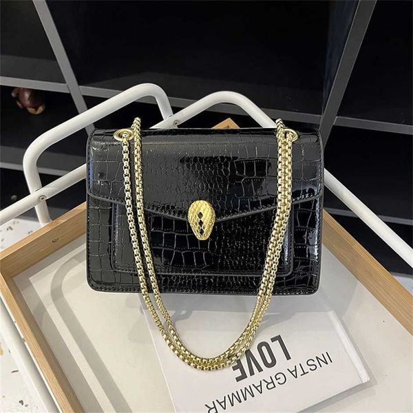 

head chain bag 2023 new niche design shoulder crossbody silver small square bag 50% off wholesale