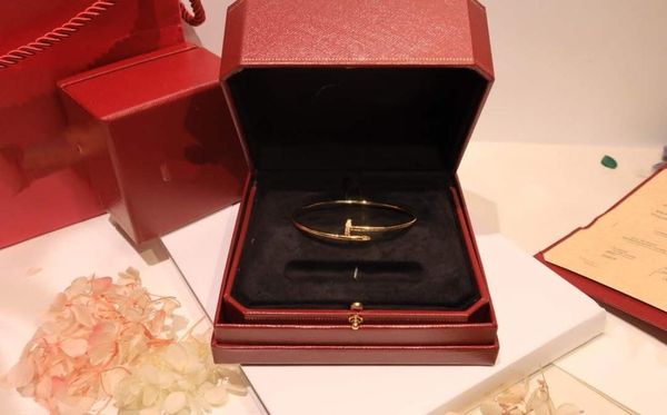 

luxury bracelet luxury designer ladies nail bracelet diamond silver gold fashion vintage jewelry 18k permanent color w6201431, Black