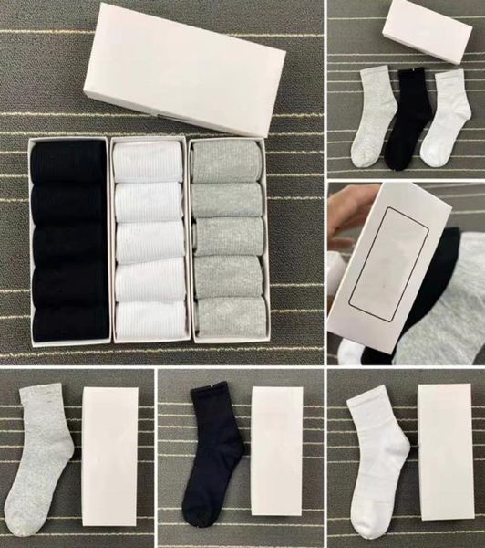 

mens socks whole fashion casual socking cotton breathable sports black and white jogging basketball football trai3321094