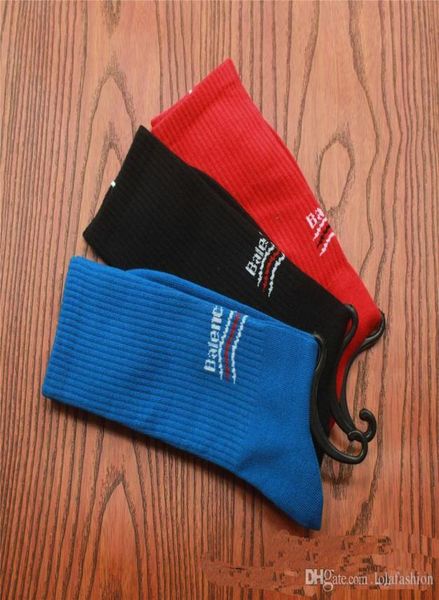 

whole new sports skateboard stockings for men fashion brand letter printing sock athletes socks black hip hop stockings size 8230510