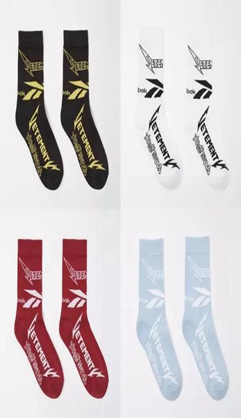 

2017 latest brand vetements x rebok yellow letters sock skateboards striped middle long hip hop harajuku fashion socks hflswz0115893299, Black