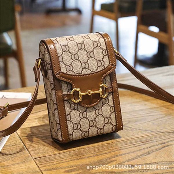 

premium edition with 2023 new genuine leather presbyopia mobile phone crossbody high grade women's small bag clearance 85% off