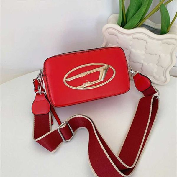 

retail designer womens shoulder bag letter print color contrast camera versatile messenger bags 19-11-7cm 55% off factory online