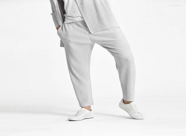 

men039s pants summer 2022 men039s miyake folding fashion plus size japan pleated crop high flexibility4818010, Black