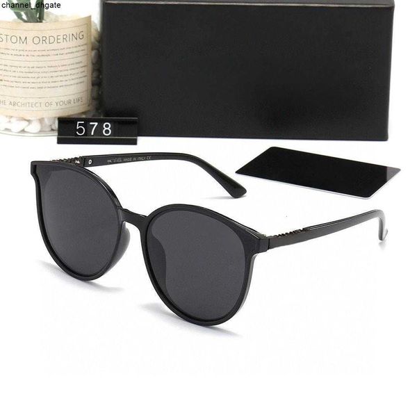 

New 578 Channel Sunglasses polarized and UV resistant trendy sunglasses are popular on the internet. The same handsome lightweight and casual sports sunglasses VK96