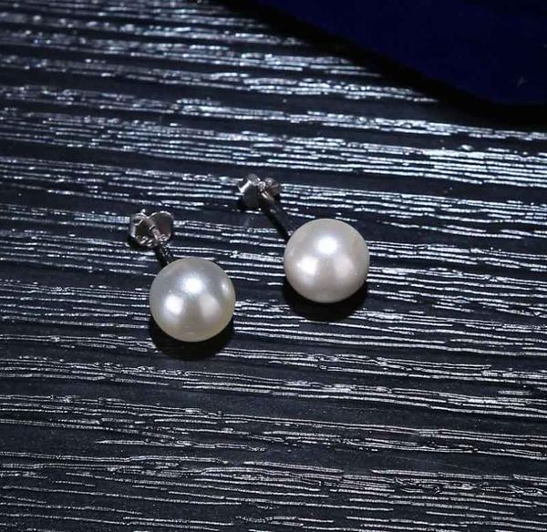 

quality round white cultured akoya stud pearl earrings for women2310254, Silver