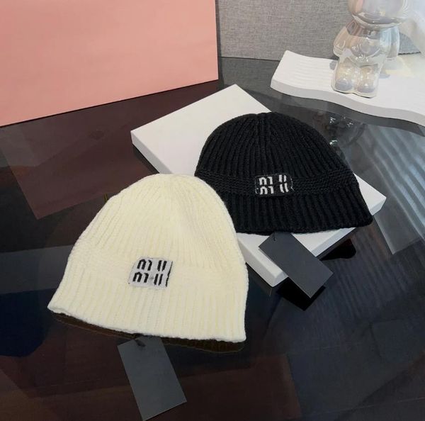 

fashion designer beanie hat autumn and winter outdoor vacation travel warm letter embroidery skull caps, Blue;gray