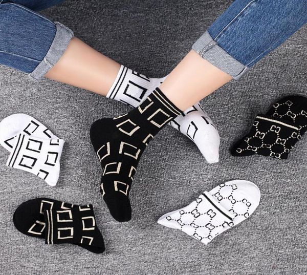 

whole brand designer long socks for mens womens luxury letter gridding printing outdoor sports pure cotton wool knitted stocki7581414, Black