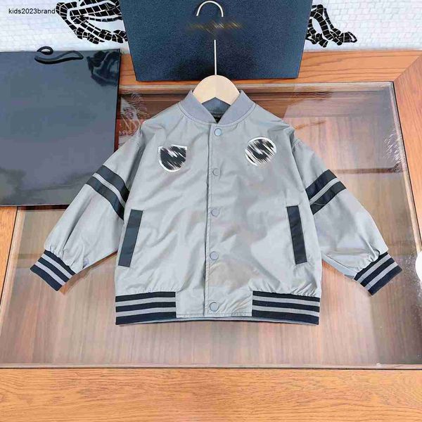 

designer kids zipper coats fashion child jacket size 100-150 cm embroidered badge decoration on the chest baby outwear aug30, Blue;gray