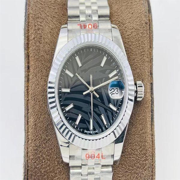 

vrs ladies watch 31 mm in diameter and 11mm thick with swiss 2671movement mechanical sapphire mirror screwed-in bottom cover and c2923, Slivery;golden