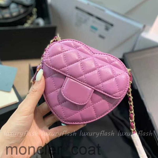 

14cm women shoulder bags lambskin waist bag mini heart lover style crossbody bags quilted gold hardware chain vanity cosmetic case designer