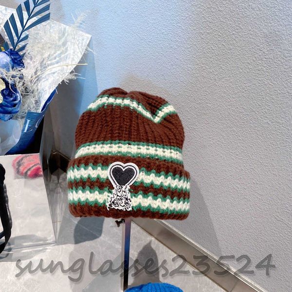 

brown color cap niche designer knitted hat, love knitted hat, women's autumn and winter fashion items, soft and thick, color contrast k, Blue;gray