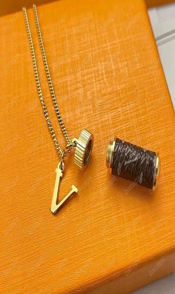

designer pillar box pendant necklaces for women men luxurys designers flower necklaces mens choker fashion jewelry with box d211234823044, Silver