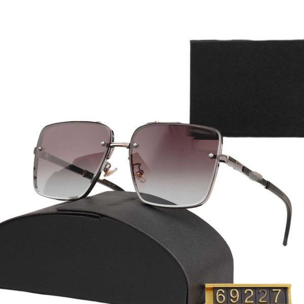 

sunglasses designer new fashion luxury brand metal box trend classic square sunglasses street fashion beach, White;black