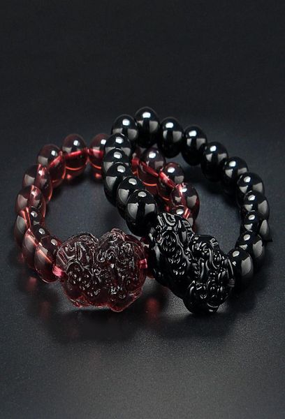 

6pcs lucky feng shui pixiu brave troops charms blackgarnet pomegranate glass beads elasticity bracelet4040071, Black