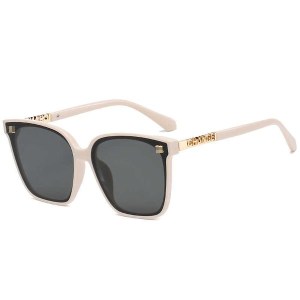 

sunglasses designer fashion luxury classiclittle fragrance mirror women's ultraviolet polarizing spectacles big round face red new kore, White;black