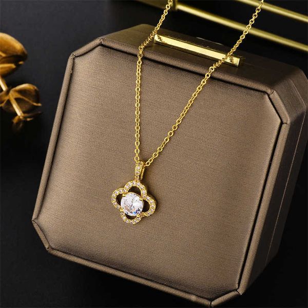 

Designer Four-leaf clover Necklace Luxury Top titanium steel Light luxury temperament diamond inlaid Necklace female lip chain lovely Van Clee Accessories Jewelry