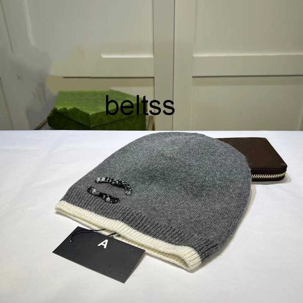 

designer brand luxury beanie women's autumn and winter new fashion small fragrant hair knitted hat outdoor fashion classic, Blue;gray