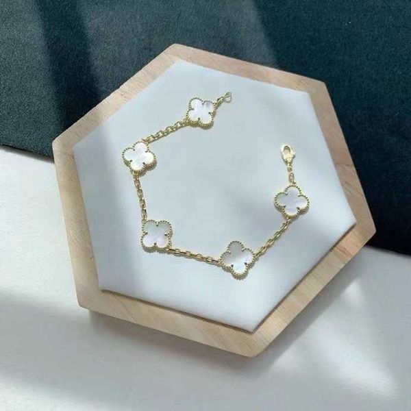 

fashion designer 4/four leaf clover v gold four grass five flower bracelet female thick plated 18k rose natural white fritillaria red jade c, Golden;silver