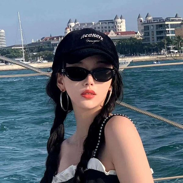 

gm sunglasses for women men uv proof cat eye sunscreen glasses, White;black