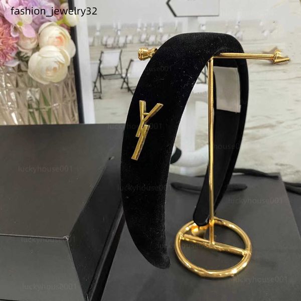 

designer womens luxury headbands fashion sports headband letter hair elastic leather vintage jacquard girl yoga headband party gift fg4049, Silver