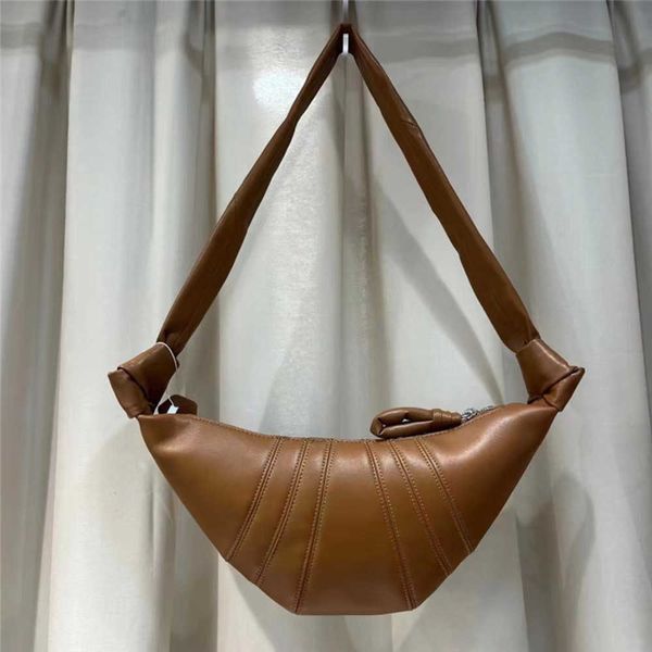 

cowhide bag for women 2023 new french fashion song ox horn bag for small people texture dumpling bag cross body waist bag 230902