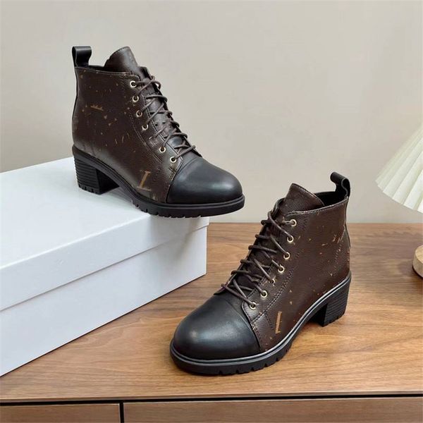 

fashion women's boots 2023 luis luxury design vintage decorative letter logo autumn and winter casual martin boots snowy anti slip shor, Black