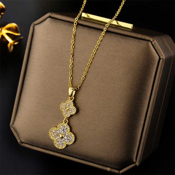 

Designer Four-leaf clover Necklace Luxury Top Zircon Pendant female 18K gold color preserving titanium steel clavicle necklace Van Clee Accessories Jewelry