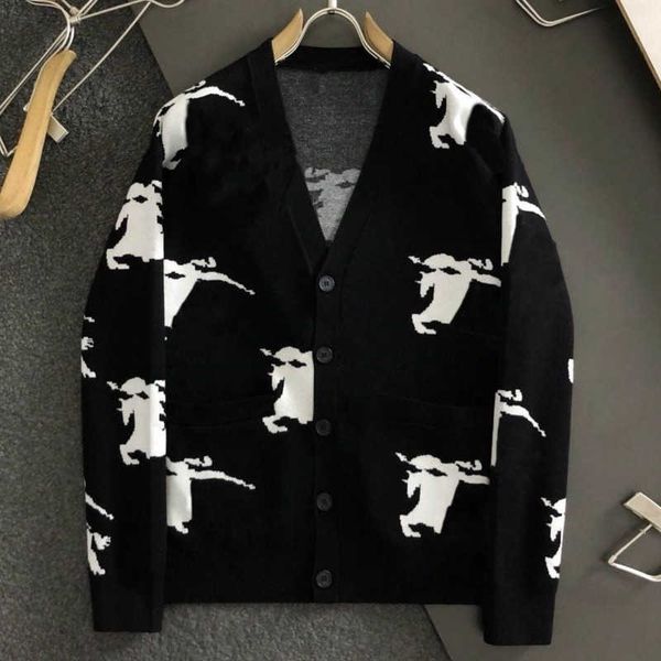

mens sweater 5xl bbr v-neck cardigan coat war horse jacquard sweatshirt burb designer knitted sweater men women loose wool jacket winter war, White;black