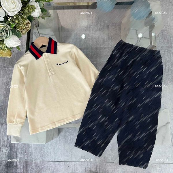 

new fashion kids autumn sets baby tracksuits size 100-150 cm 2pcs long sleeved polo shirt and grid letter full print jeans aug30, White