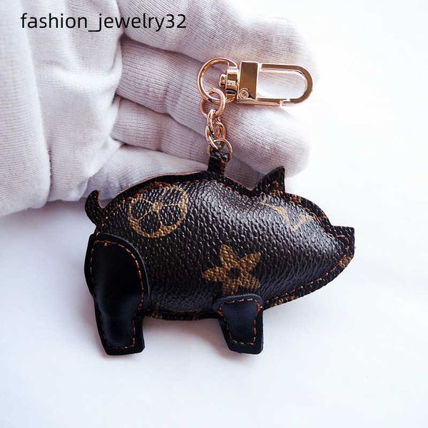 

fashion pig designer keychains pendants brown pu leather animal flower bag charms cute gift car key rings holder jewelry keyrings key chains, Slivery;golden