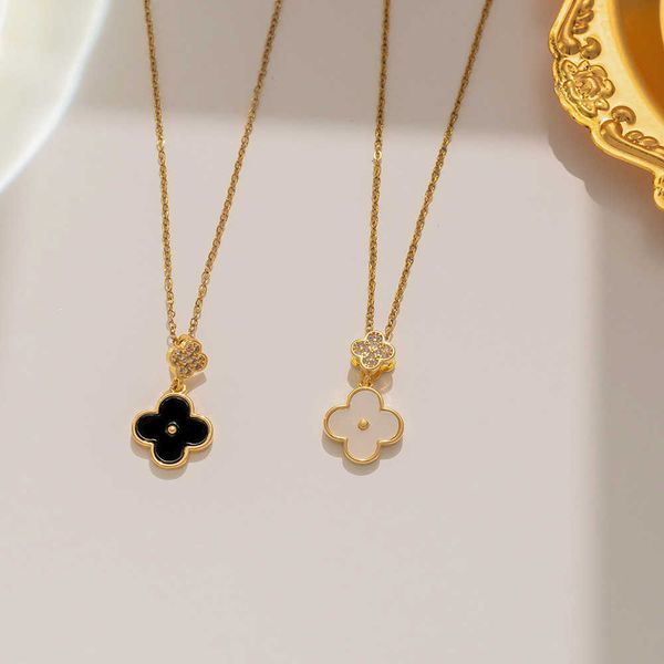 

Designer Four-leaf clover Necklace Luxury Top Clover fashion temperament pendant niche design sense clavicle chain women's Van Clee Accessories Valentine's Jewelry