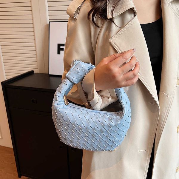 

designer womens jodie bags of botegss ventss online store woven and knotted handbag for women in autumn 2023 new fashion solid colored with