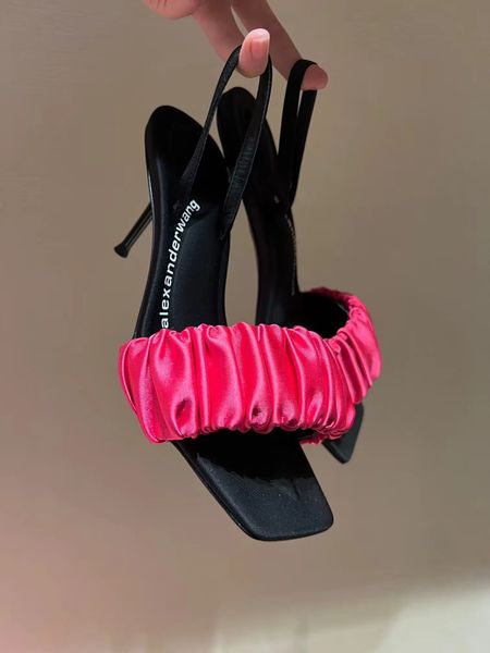 

2023 summer luxury julie webbing julie sandals shoes white black women strappy famous design wang stiletto heel summer pointed toe party wed