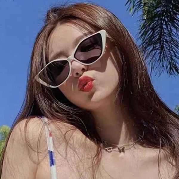 

fashion disco sunglasses cat eye refurtive trendy babe girl, White;black