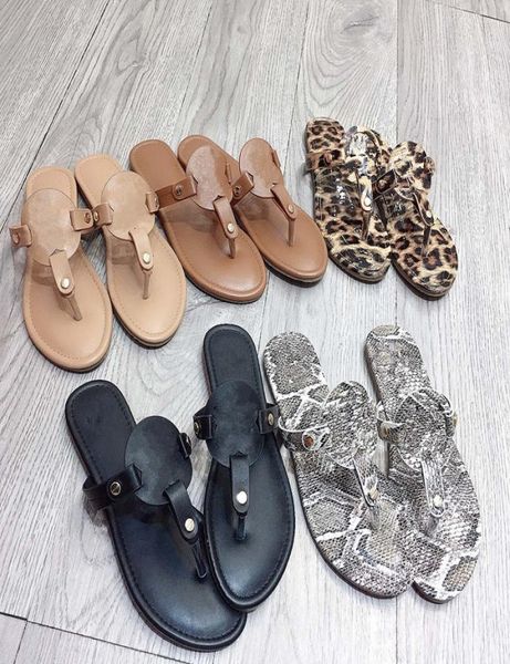 

2022 tories designers slides leopard python snakeskin slippers women low heels flat sandals hollow out summer beach shoes patent l8187680, Black
