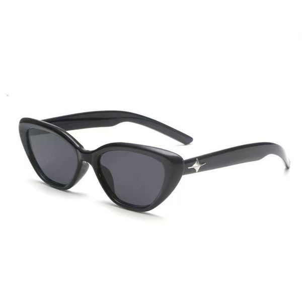 

2023 sunclasses new gm sunglasses female personalized cat eye uv resistant spicy girl qbcc, White;black