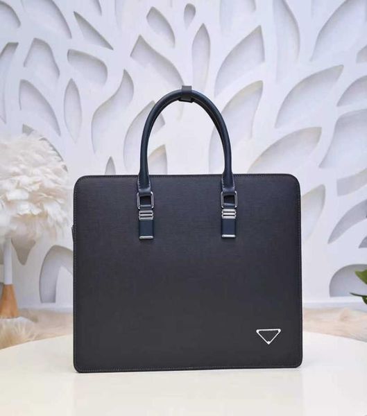 

happybuybag 2022new men shoulder briefcase black leather designer handbag business lapbag messenger bags with nameplates tot1052601