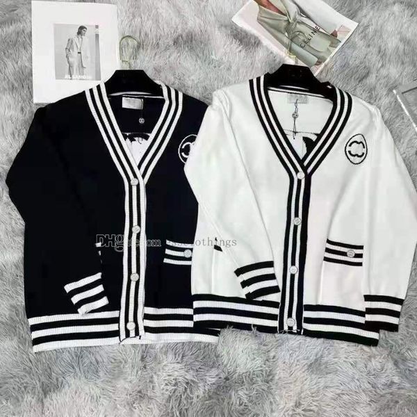 

womens sweater v-neck luxury cardigan designer woman button sweaters knit letter knitted long sleeved casual knitwear woman jacket size s-xl, White;black