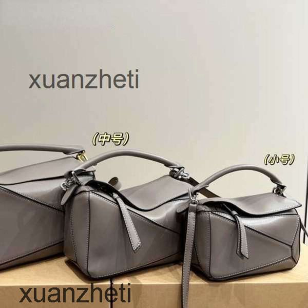 

classic shoulder designer matching bag color 2023 loewsbag handbag bags spliced puzzles mesh profile one french crossbody stick leather k0vt
